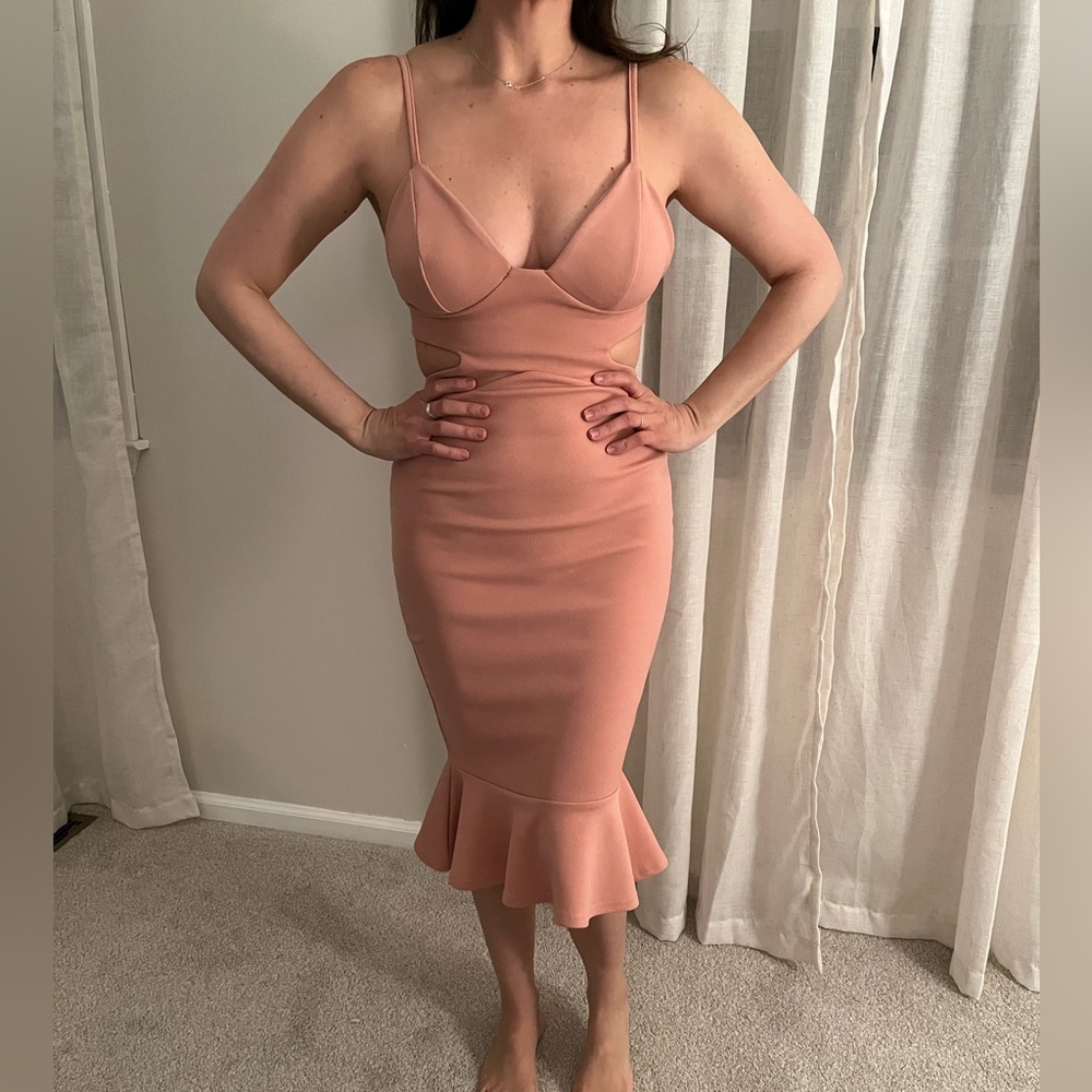 Women’s pink body con dress